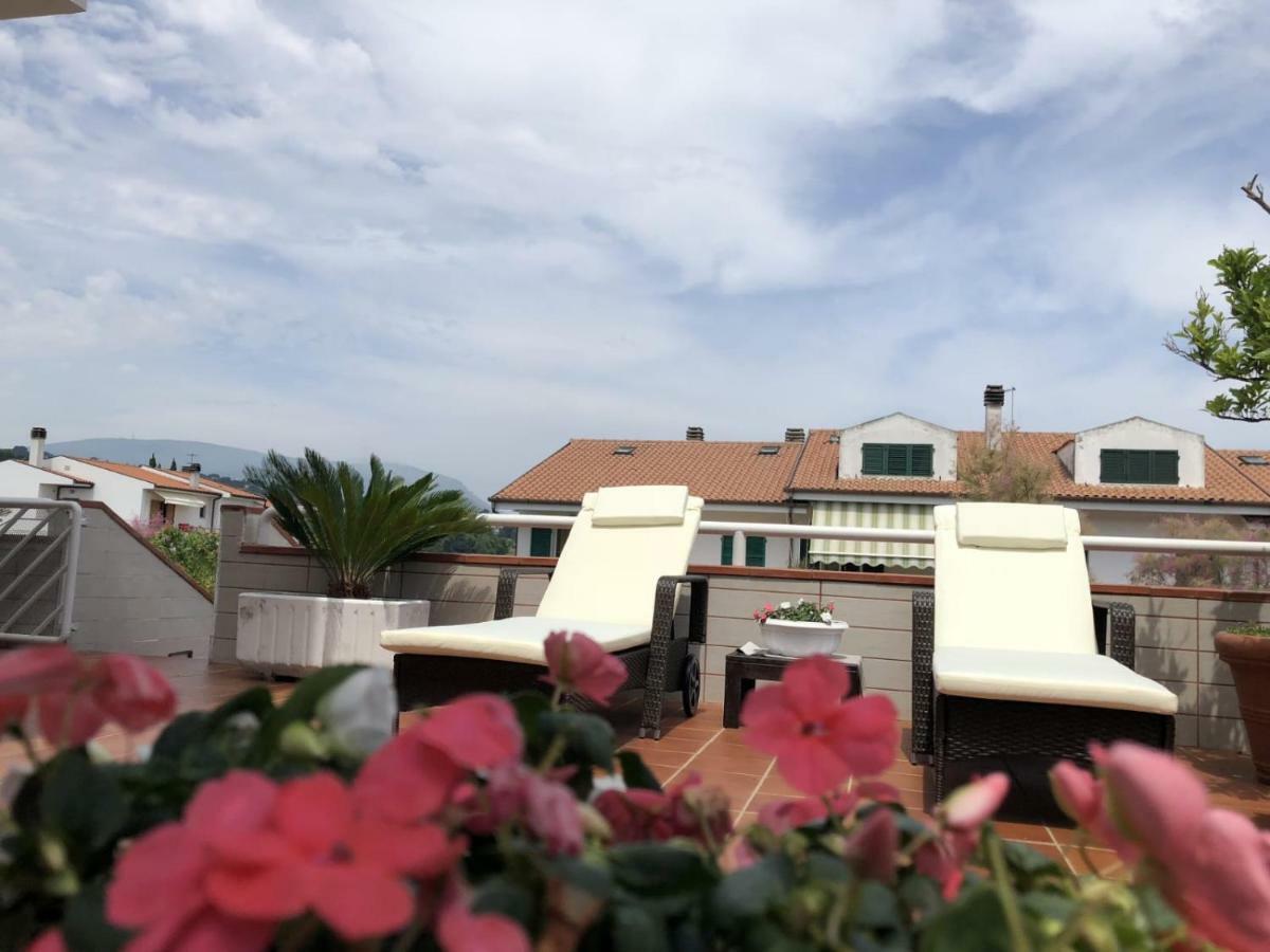 נומאנה B&B Poggio Del Sole מראה חיצוני תמונה